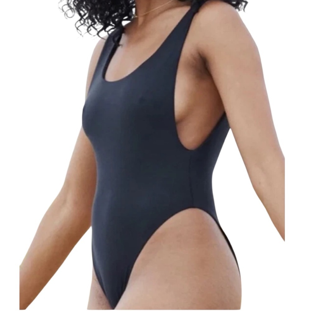 Aerie Maillot De Bain One-Piece Swimsuit Scoop Neck Low Cut Back Lined Black L